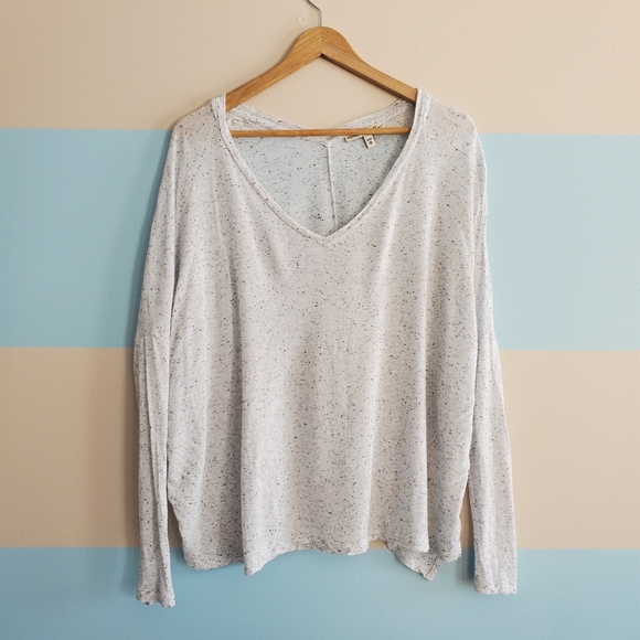 Express Lightweight Oversized Long Sleeve Tee - Picture 5 of 6